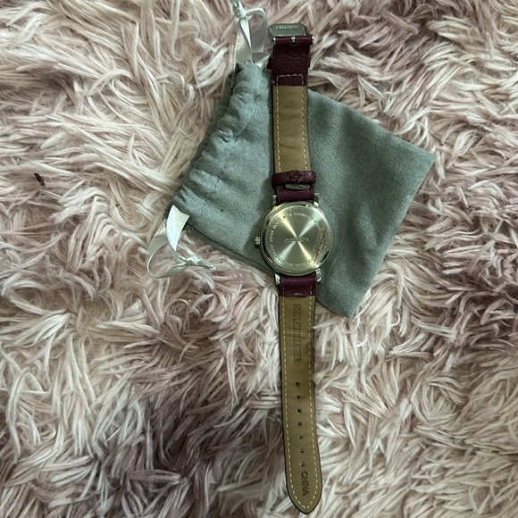 Beautiful Vintage Purple Watch - Picture 7 of 9